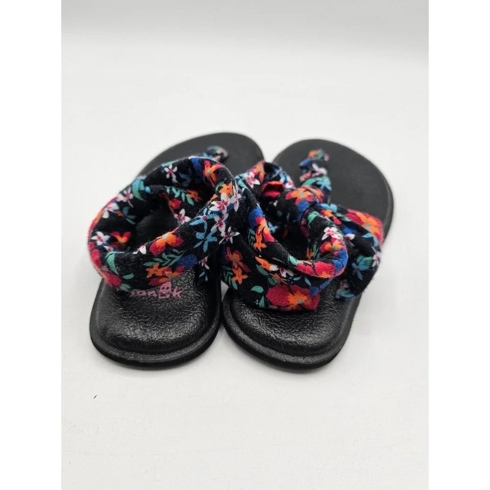 Sanuk toddler girls